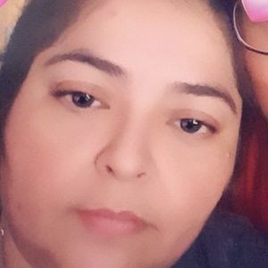 Meet your Posher, Saida